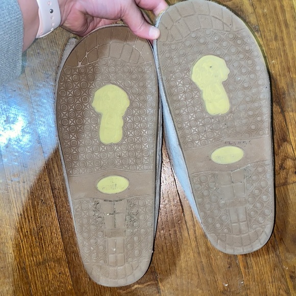 Old Friends Slippers - Picture 3 of 3